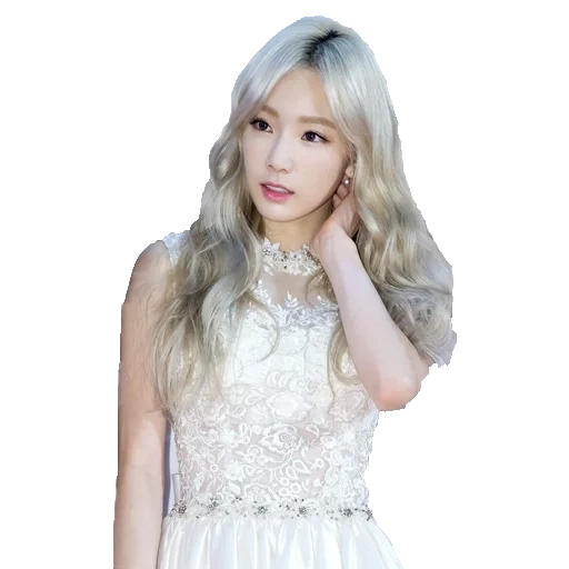 terciopelo rojo, taeyeon snsd, vestido tailandés, girls generation, cantante coreano thai yang