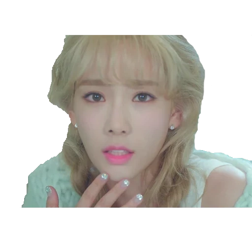 tae yong, snsd taeyeon, taeyeon spark photoshoot, thai yeon girl generation senza trucco, r&b warm time representation taeyeon