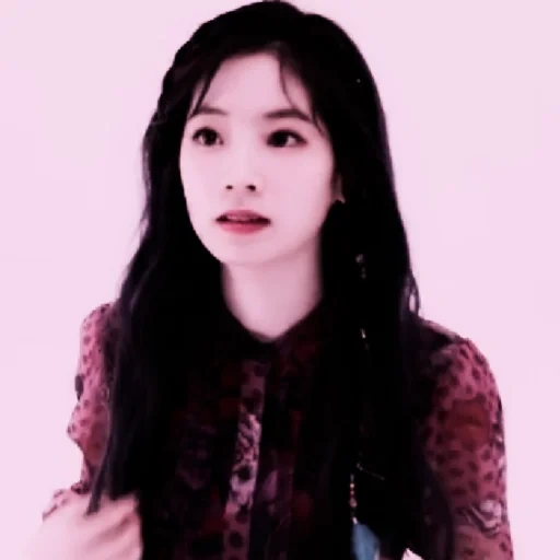 deux fois, femme, kim jisu, deux fois nayeon, dahyun deux fois interview