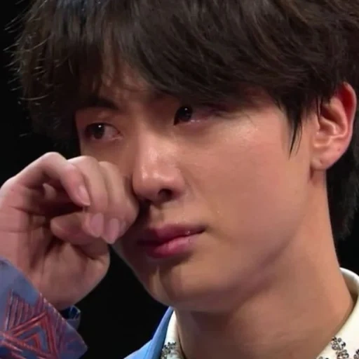 los muchachos bangtan, jin bts está llorando, hosk bts llora, kim sokjin está llorando, participantes en el bts lloran