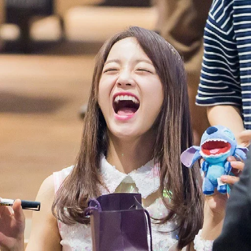 wanita, choi suyun, kim sejeong, otot kim sejeong, kim sejeong waring