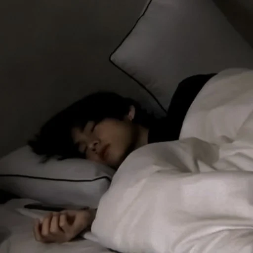 taehyung, jung jungkook, kim ta hyun, tidur taehen bts, taehen tidur dengan mata terbuka