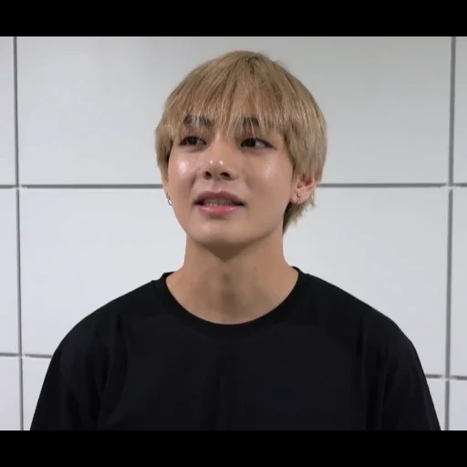 taehyung, taehen kim, kim ta hyun, bts taehyung, taehyung kim