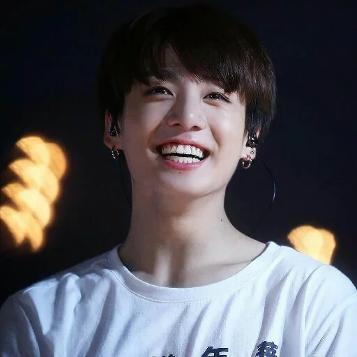 jungkook, jung jungkook, jungkook bts, bts jungkook, jungkook lächelt