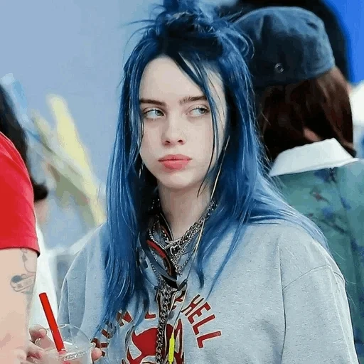 билли айлиш, billie eilish, билли айлиш голубой, билли айлиш улыбается, билли айлиш синие волосы