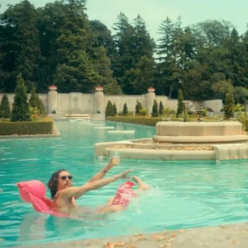 pool, девушка, эмилия исаева 1983