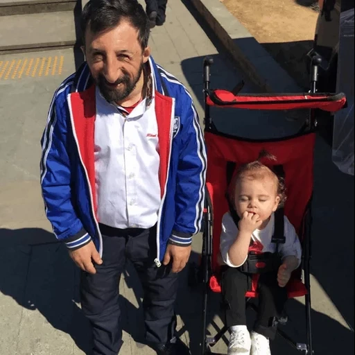 the male, turkish dwarf koksal baba tedesko