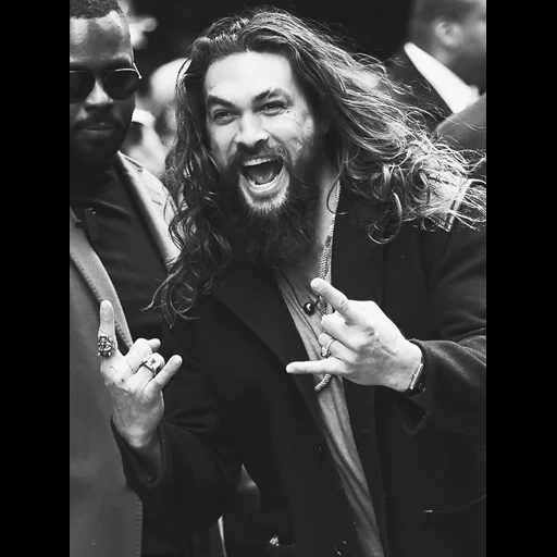 momoa ri, jason momoa, jason momoa 2022, ator jason momoa, jason momoa pais