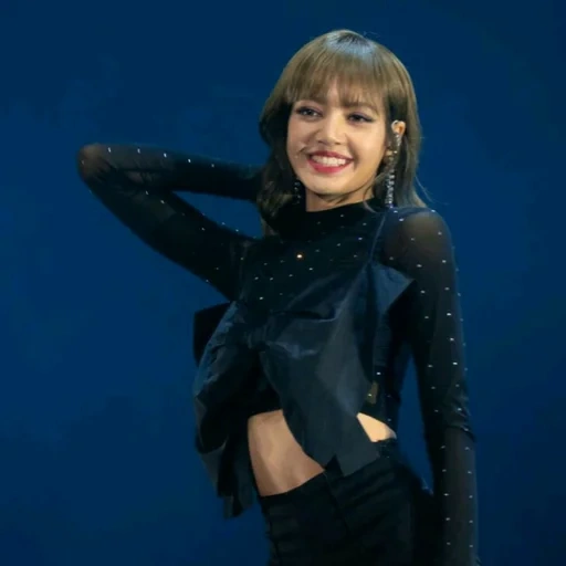 menina, lisa blackpink, linda garota, taylor swift 2021, raposa 2017 pó preto