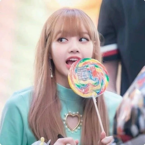 hitam pink, lisa blackpink, blackpink lalisa, estetika lalisa manoban, ulang tahun lalisa manoban