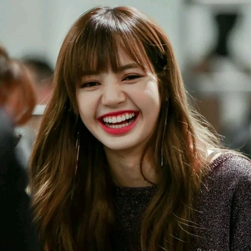 aziza, pó preto, lisa blackpink, blackpink lalisa, lalisa mannoban plastics