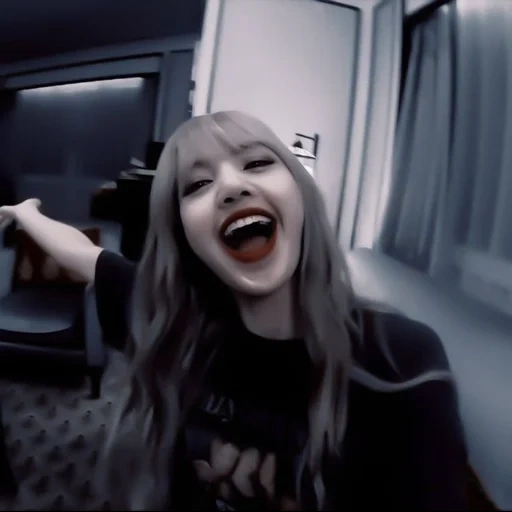 teléfono, polvo negro, lisa blackpink, polvo negro lisa, lisa blackpink estética azul