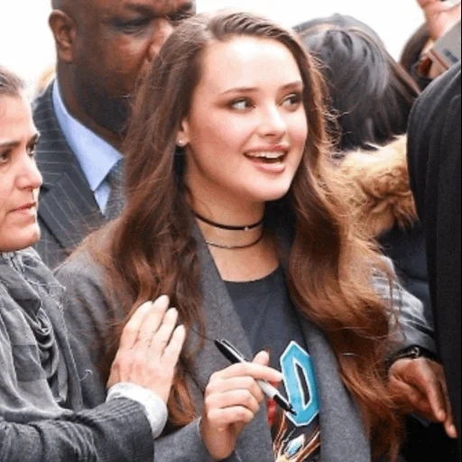 young woman, girls of the actress, katherine langford, katherine longford sister, katherine langford parents