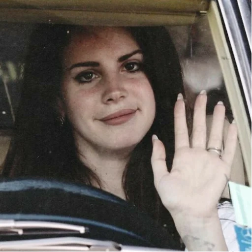 spion, nachnamen, poloskin, lana del rey, priti zinta instagram