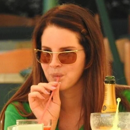 young woman, woman, jessica alba glasses, lana drinking italian