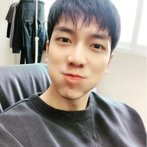 dengan kan juni, aktor kuhp chan, aktor korea, pria korea, lee minhyuk instagram