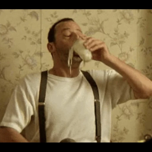 jean, jean renault, luc besson, portman leon, leon killer milk