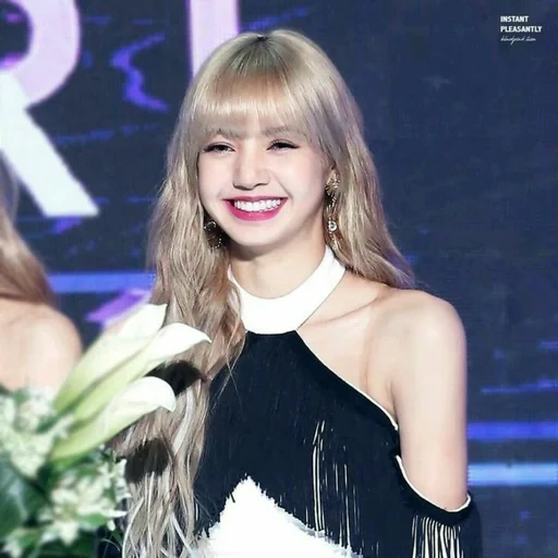 pink preto, lalisa lisa, blackpink lisa, lalisa blackpink, lisa blackpink gaon awards