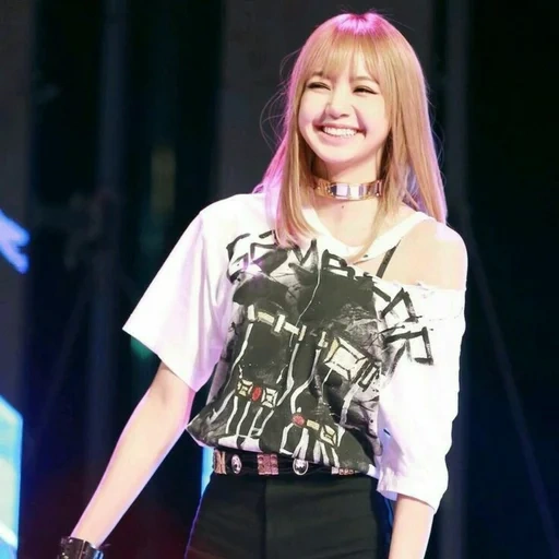 pink preto, lalisa lisa, lisa blackpink, lisa preta rosa, manoban de raposa preta rosa