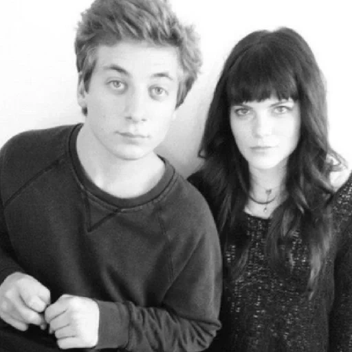 gente desvergonzada, jeremy allen, lip gallagher, jeremy allen white, emma greenwell desvergonzada jeremy allen white