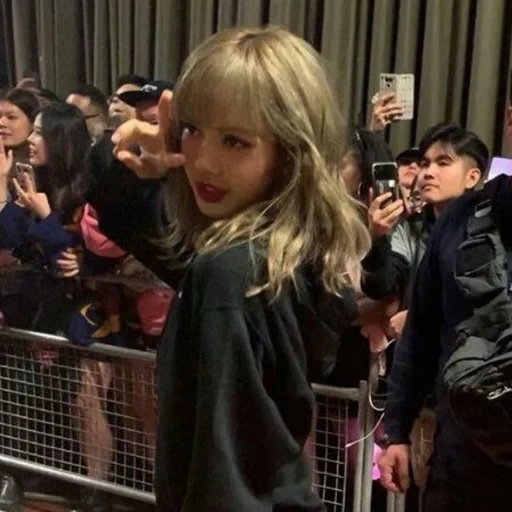 pink preto, lisa blackpink, lisa preta rosa, blackpink lalisa, lalisa manoban estética