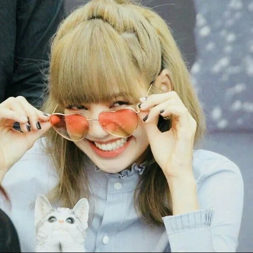 kamera, gelombang panas, fox manoban, lisa blackpink