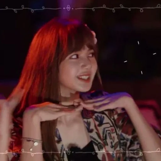 lisa, la ragazza, polvere nera, lisa blackpink, kim jisoo blackpink