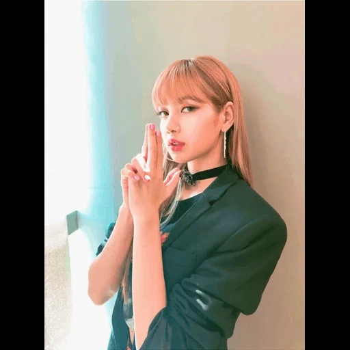 pó preto, lisa blackpink, lalisa manoban, lalisa monoban, lalisa monoban 2020