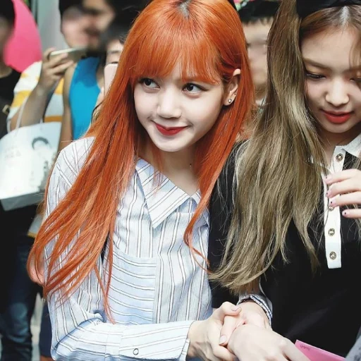 wanita muda, fox blackpink, lisa blackpink, blackpink fox jenny, blackpink lisa bersukacita