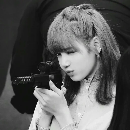 rosa negro, lisa lalisa, jennie lisa, lisa blackpink, lalisa manoban