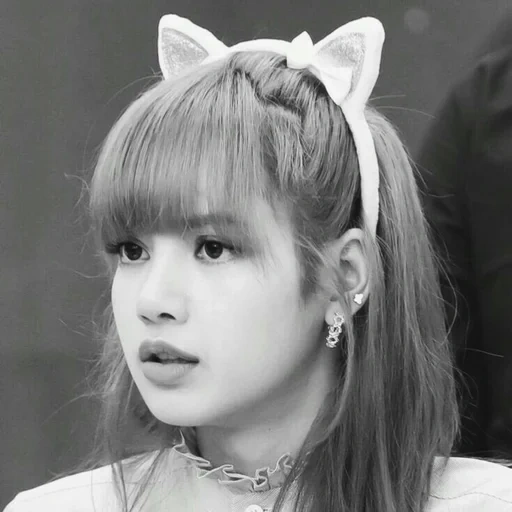 hitam pink, lisa blackpink, lalisa manoban, lisa pink hitam, estetika black pink fox 2020