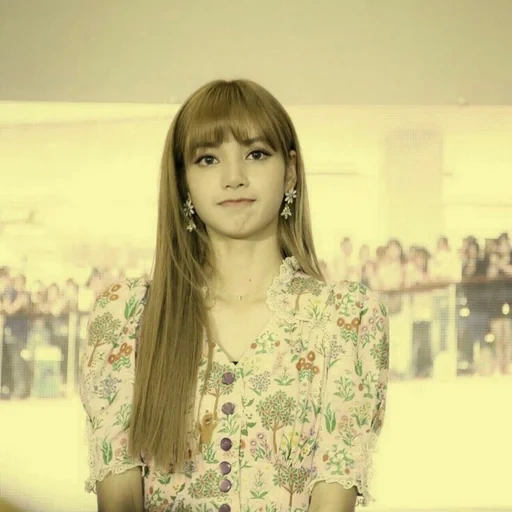 mujer joven, humano, rosa negro, lisa black pink, lalisa manoban llora