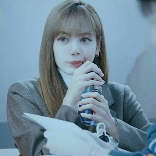 la ragazza, le persone, lisa blackpink, bella ragazza, bella ragazza