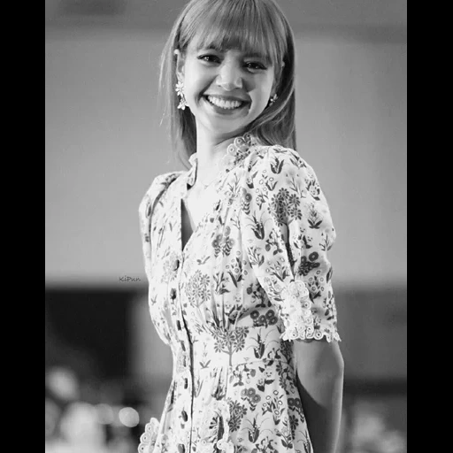 wanita, wanita muda, tangkapan layar, blackpink lisa, penerjemah google