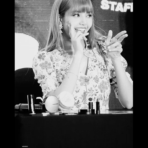 la lisa, polvere nera, lalisa manoban, blackpink lisa, blackpink lisa moonshot