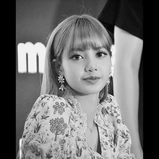 black powder, bts blackpink, lisa blackpink, lisa schwarzes pulver, lalisa blackpink