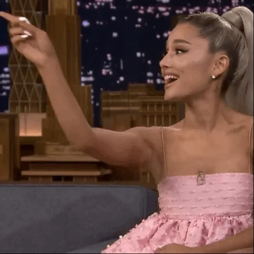 billie, wanita muda, billie eilish, ariana grande, ariana grande jimmy fallon hot