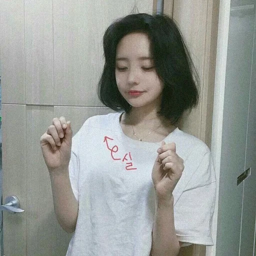 korean women are cute, korean version of girls, korean hairstyle, korean hairstyle, korean short hair