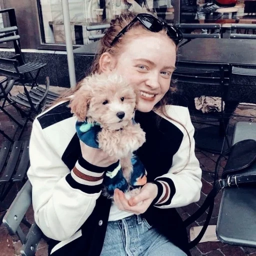 la ragazza, sadie sink, millie bobby, millie bobby brown, foto di celebrità