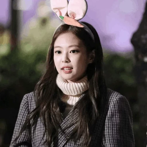 rose noir, jenny kim, blackpink jennie, jennie rose noir, jennie kim esthétique