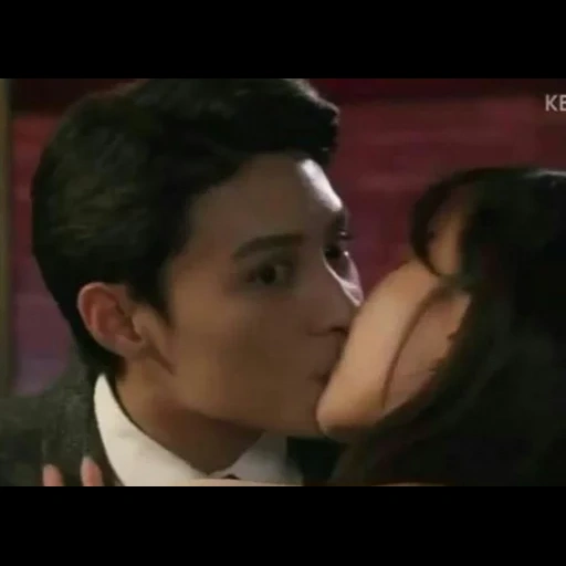 beso de la obra, beso de vincenzo, hwayugi dorama besa, amor interminable lacan, beso de fuerza mayor