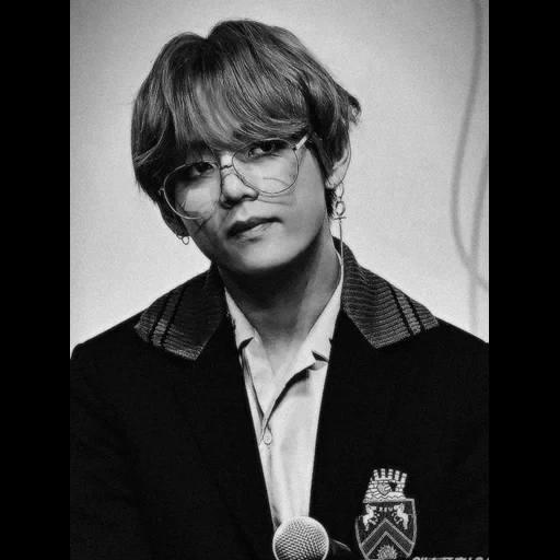 v bts, kim ta hyun, bts taehyung dna