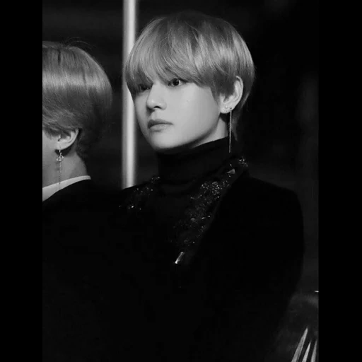 hlemelle, taehyung, kim ta hyun, monde virtuel, monde virtuel en hauteur