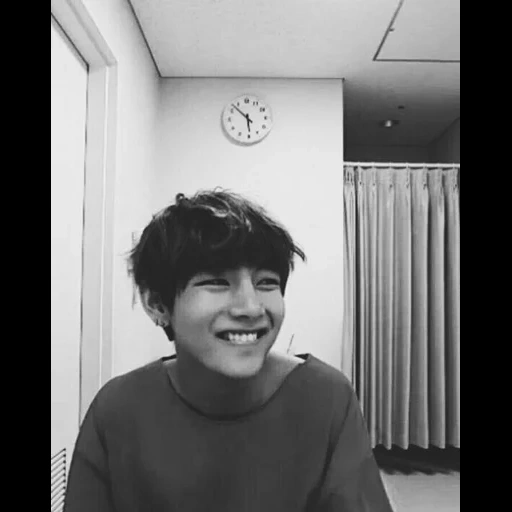 taehen, jung jungkook, taehyung bts, acteurs coréens, pak jimin kim taehen