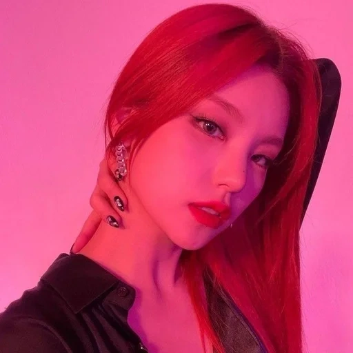 jeune femme, yeji itzy, rose noir, belles filles, belle apparence