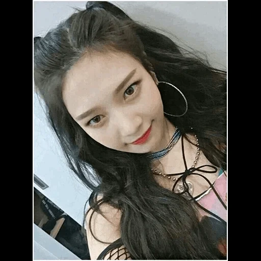 mujer joven, terciopelo rojo, irene red velvet, chicas coreanas, red velvet joy selca