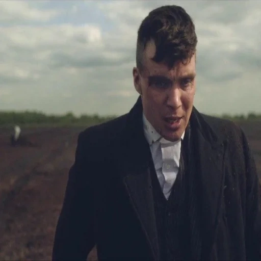 peaky blinder, thomas shelby, pare-soleil tranchant, le pare-soleil pointu est bon, peaky blinders tommy shelby