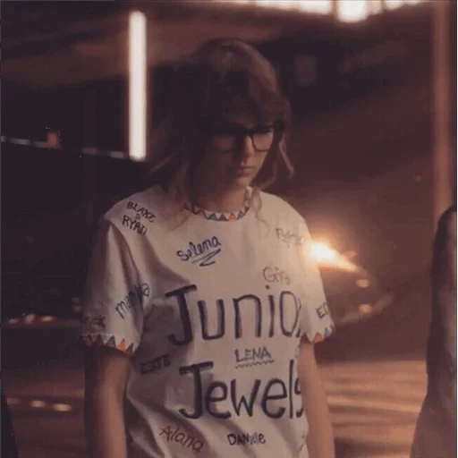 taylor swift, camisa swift de taylor, mira lo que me hiciste, tu perteneces taylor, taylor swift me perteneces a mí