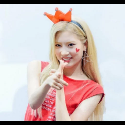 kim lip, девочка, twice sana, twice dahyun, loona kim lip