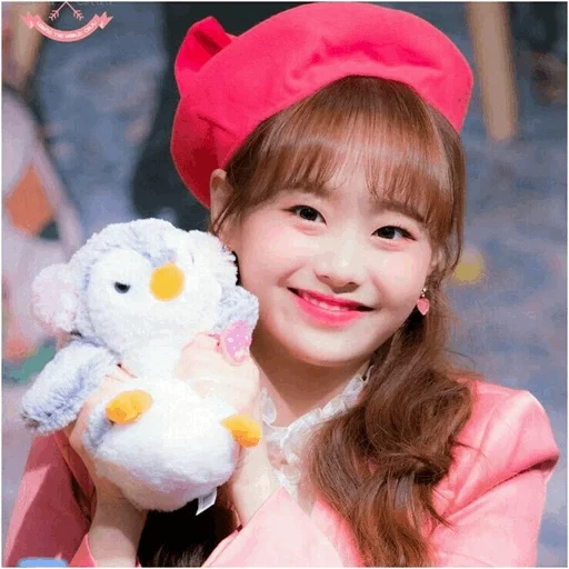 chuu, chuu loona, lèvre loona kim, chuu loona 2020, filles asiatiques